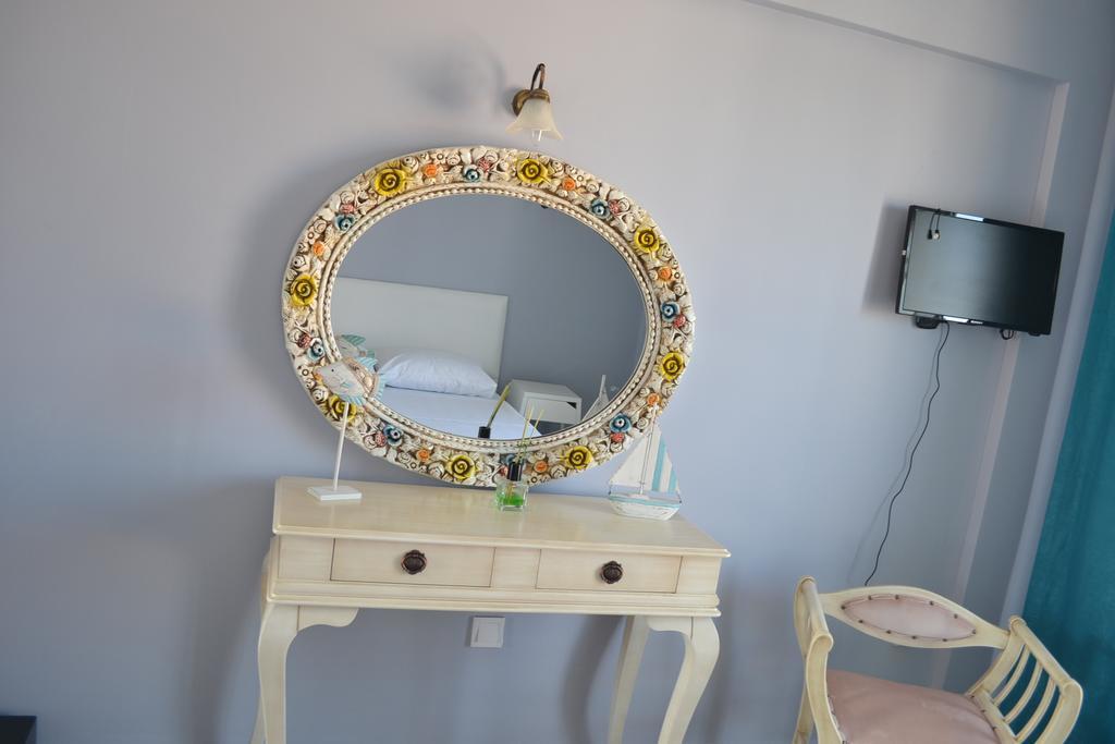 Lapis Port Surf Hotel Alaçatı Buitenkant foto