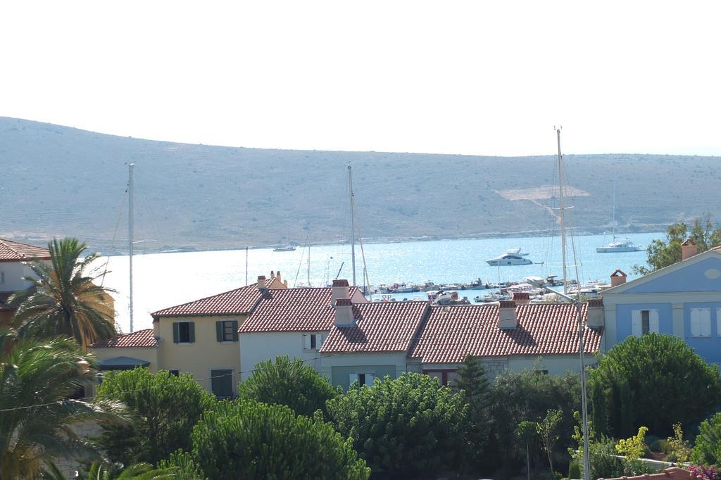 Lapis Port Surf Hotel Alaçatı Buitenkant foto