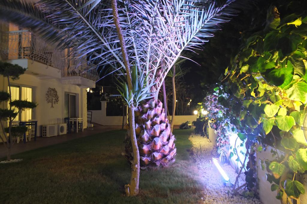 Lapis Port Surf Hotel Alaçatı Buitenkant foto